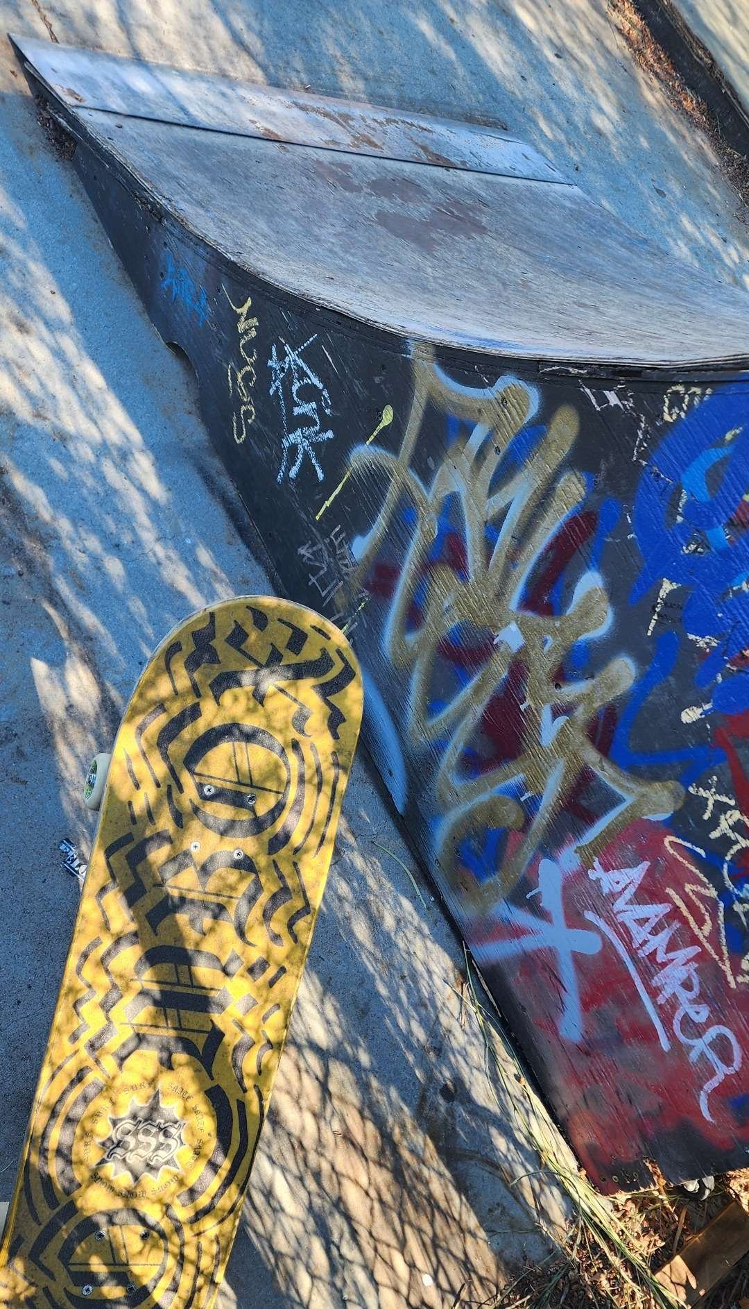 SSS yellow deck at the ramp